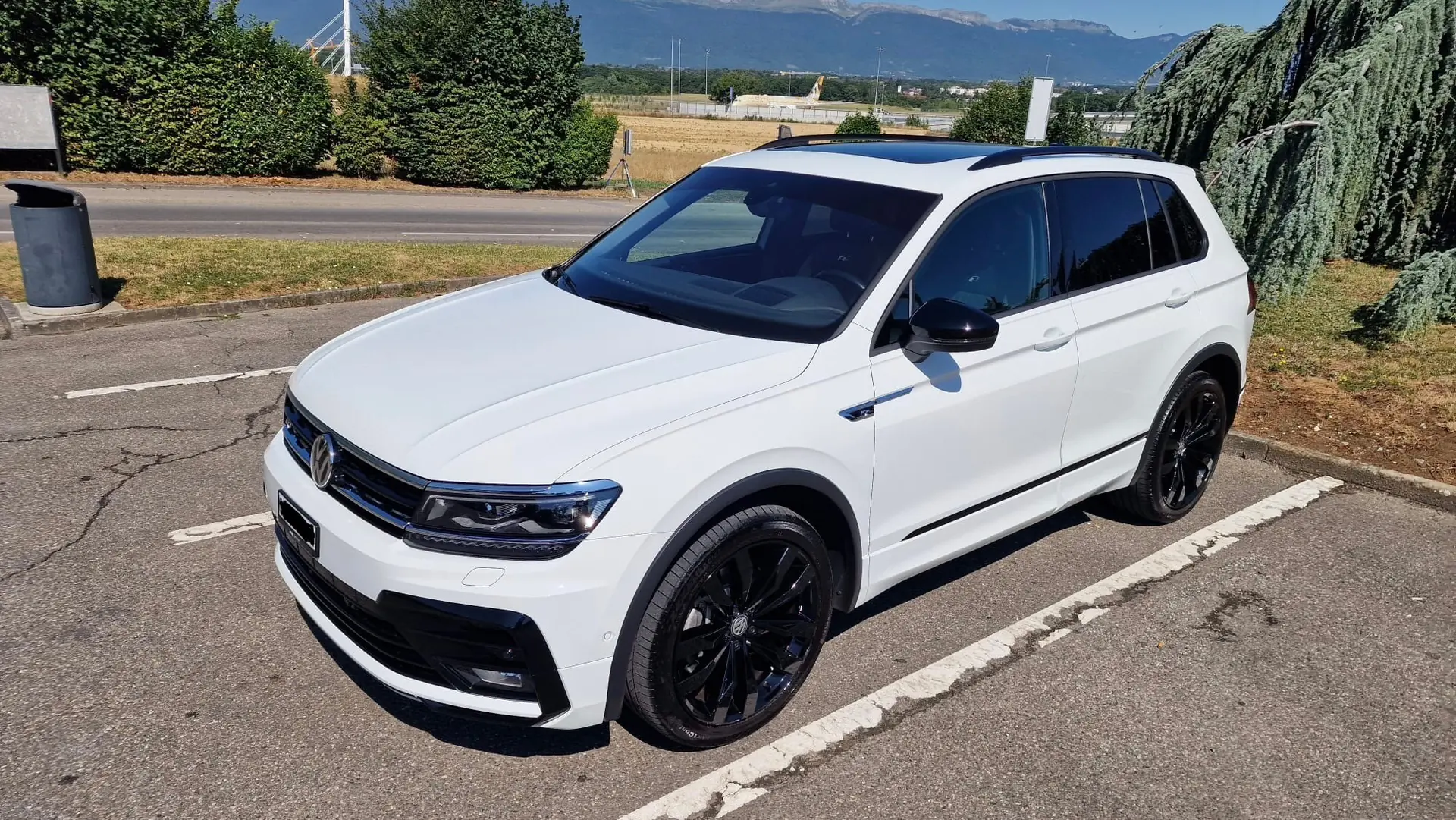 Volkswagen Tiguan 2.0 TSI Highline 4MOTION — 230 ch, très bien équipé, kilométrage réduit