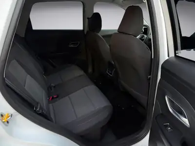MG ZS 1.5 HEV Comfort 2025 — SUV hybride économique, seulement 3300 km — Miniatura 12