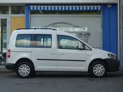 VW Caddy 1.6 TDI Blue Motion — Monospace compact diesel économique, 155'000 km — intérieur