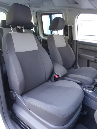 VW Caddy 1.6 TDI Blue Motion — Monospace compact diesel économique, 155'000 km — Miniature 12