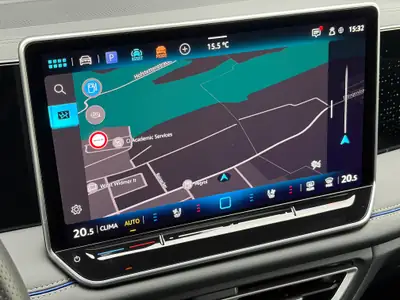 VW Tiguan 2.0 TSI R-Line 4Motion — SUV Allemand Premium, Cuir Intégral & Toit Panoramique — Thumbnail 18