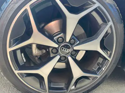 Audi A1 1.0 30 TFSI — Citadine dynamique, faible consommation et équipements premium — Seitenansicht