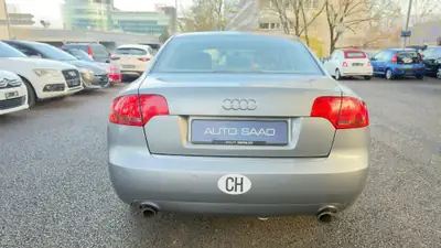 Audi A4 Limousine 2.0 Turbo FSI — Berline élégante, boîte automatique, 200 ch — interni