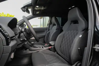 Skoda Karoq 1.5 TSI SportLine DSG — SUV compact dynamique, quasi neuf avec garantie constructeur — Miniatur 10