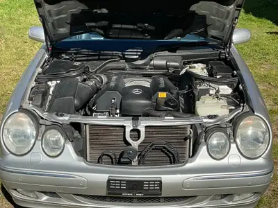 Mercedes-Benz E 320 V6 4Matic — Berline prestige allemande, seulement 91'500 km — Miniature 19