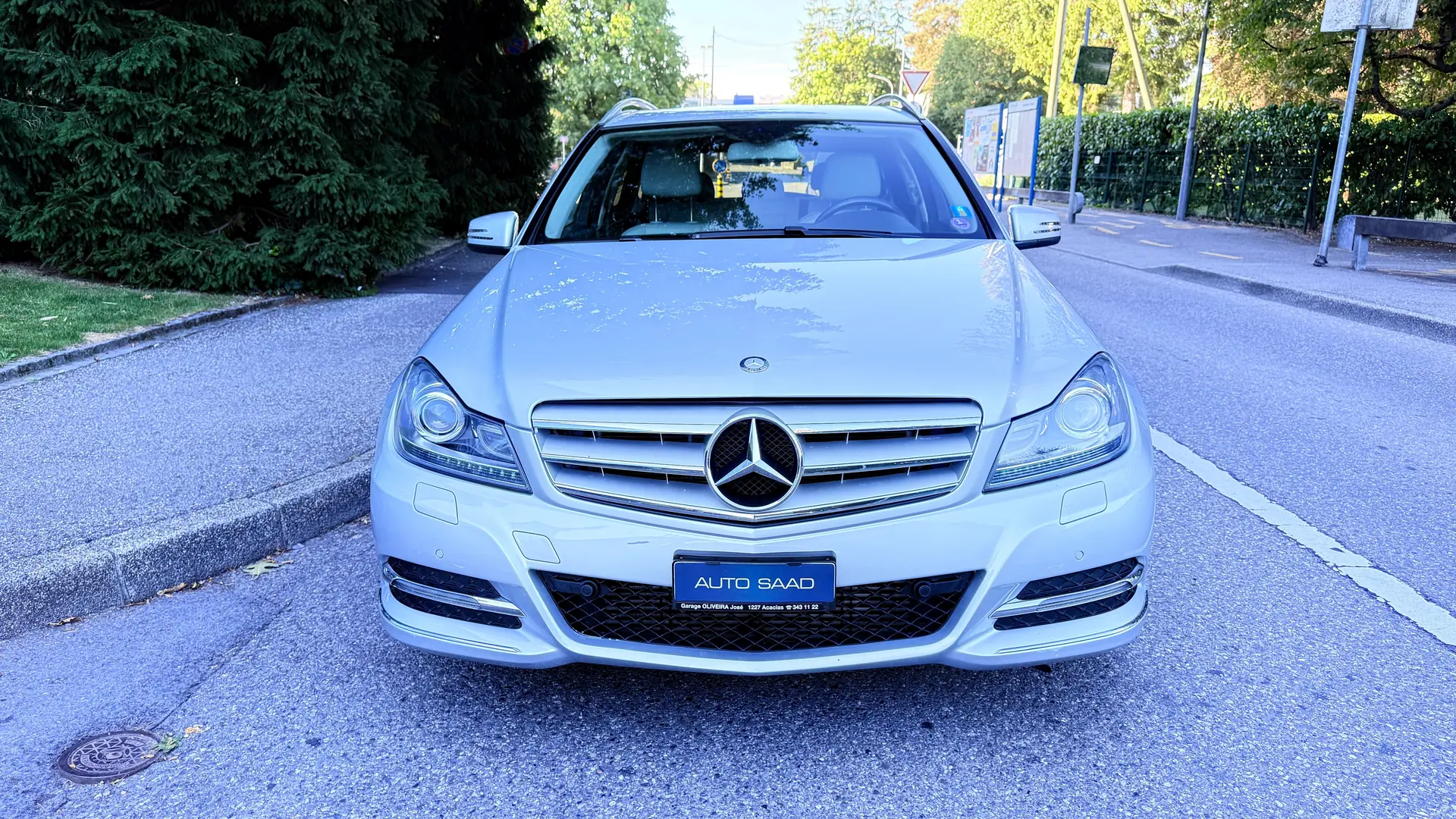 Mercedes-Benz C 180 Avantgarde — Berline break élégante, moteur fiable 156 ch