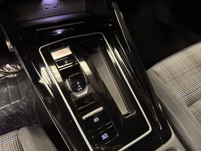 VW Golf GTE 1.5 TSI PHEV — Hybride rechargeable sportive, quasi neuve à 40 km — Miniatur 13