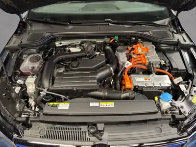 VW Golf GTE 1.5 TSI PHEV — Hybride rechargeable sportive, quasi neuve à 40 km — Miniatur 19
