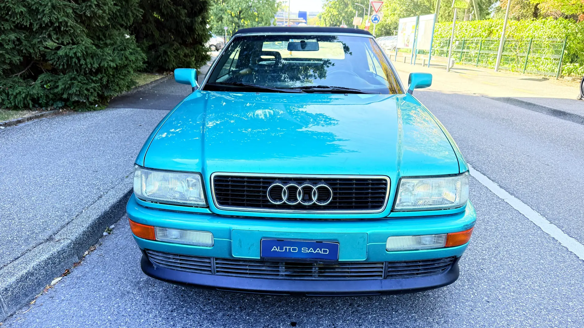 Audi Cabriolet 2.8 E — Roadster élégant des années 90, moteur V6 performant