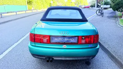 Audi Cabriolet 2.8 E — Roadster élégant des années 90, moteur V6 performant — intérieur