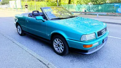 Audi Cabriolet 2.8 E — Roadster élégant des années 90, moteur V6 performant — Miniature 12