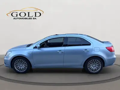 Suzuki Kizashi 2.4 GL Top 4WD — Berline polyvalente, intégrale certifiée, services complets — Miniatur 12
