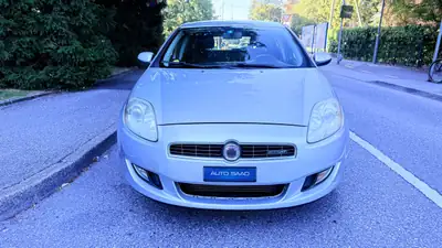 FIAT Bravo 1.4 16V Turbo Emotion 2009 — Compacte dynamique, 94'000 km, sans sinistre — vue extérieure