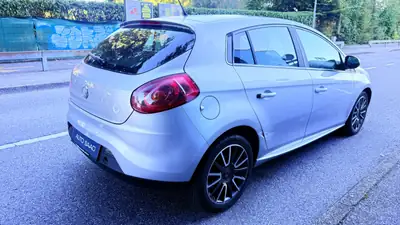 FIAT Bravo 1.4 16V Turbo Emotion 2009 — Compacte dynamique, 94'000 km, sans sinistre — détail