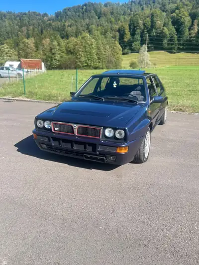 Lancia Delta HF Integrale 1992 — Légende du rallye, moteur 2.0L turbo 177 ch — arrière