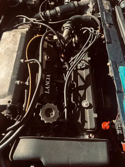 Lancia Delta HF Integrale 1992 — Légende du rallye, moteur 2.0L turbo 177 ch — Miniature 15
