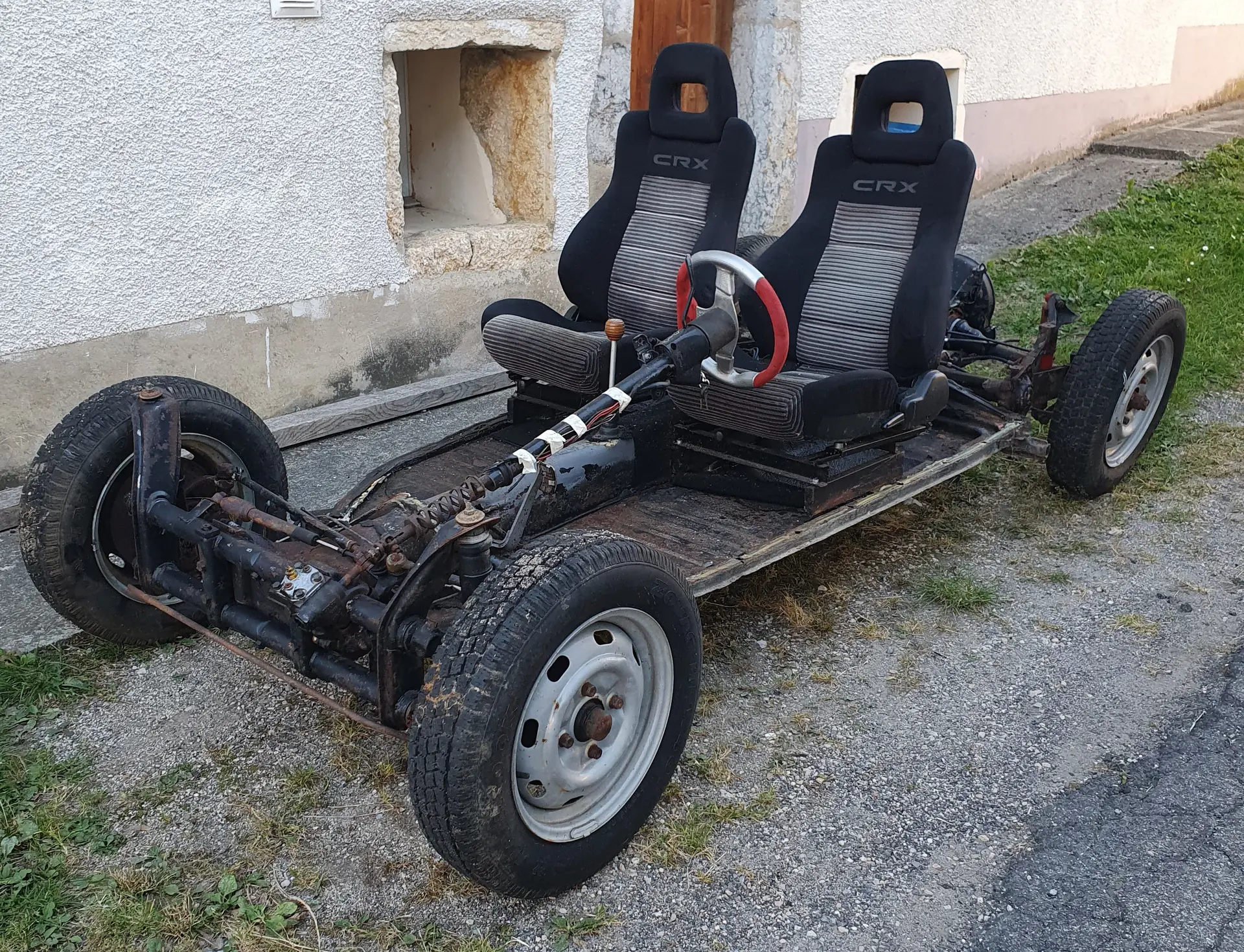 VW Buggy 1974 — Cabriolet légendaire, 35'650 km, intérieur rouge unique