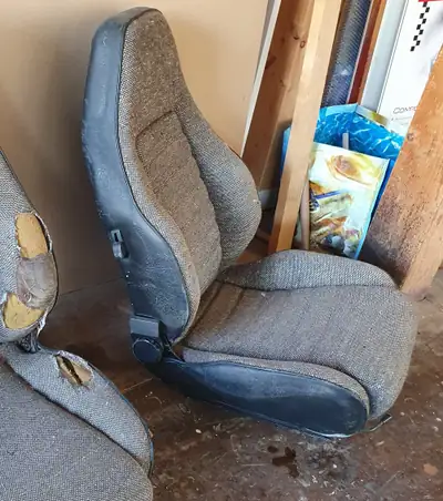VW Buggy 1974 — Cabriolet légendaire, 35'650 km, intérieur rouge unique — détail