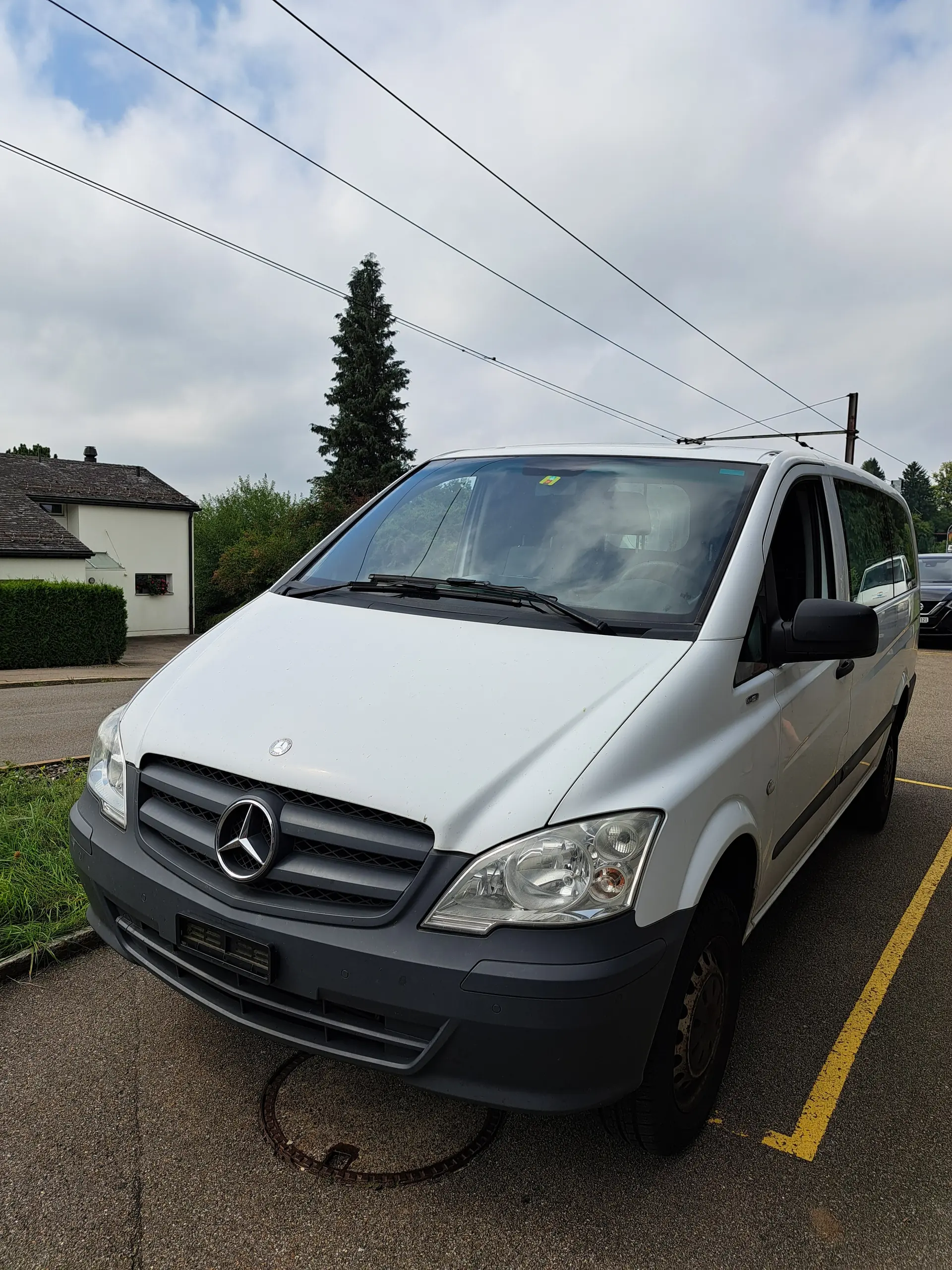 Mercedes-Benz Vito 113 CDI — Utilitaire polyvalent 4×4, moteur diesel robuste