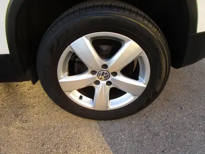 VW Tiguan 2.0 TSI 200 Sport & Style — SUV polyvalent, 120'000 km, transmission automatique — Thumbnail 19