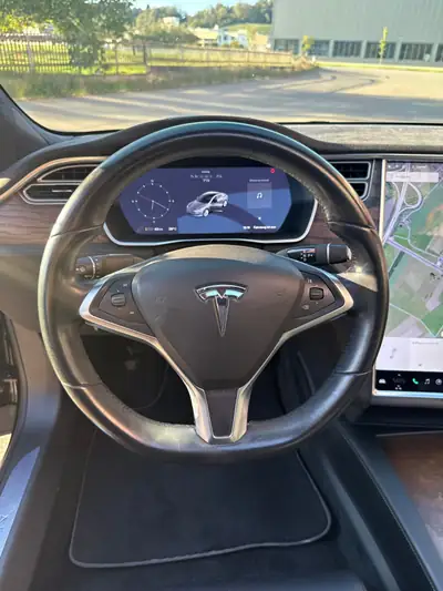 Tesla Model S 75 — Berline électrique haute performance, 92% SOH, révisée MFK — Miniatura 12