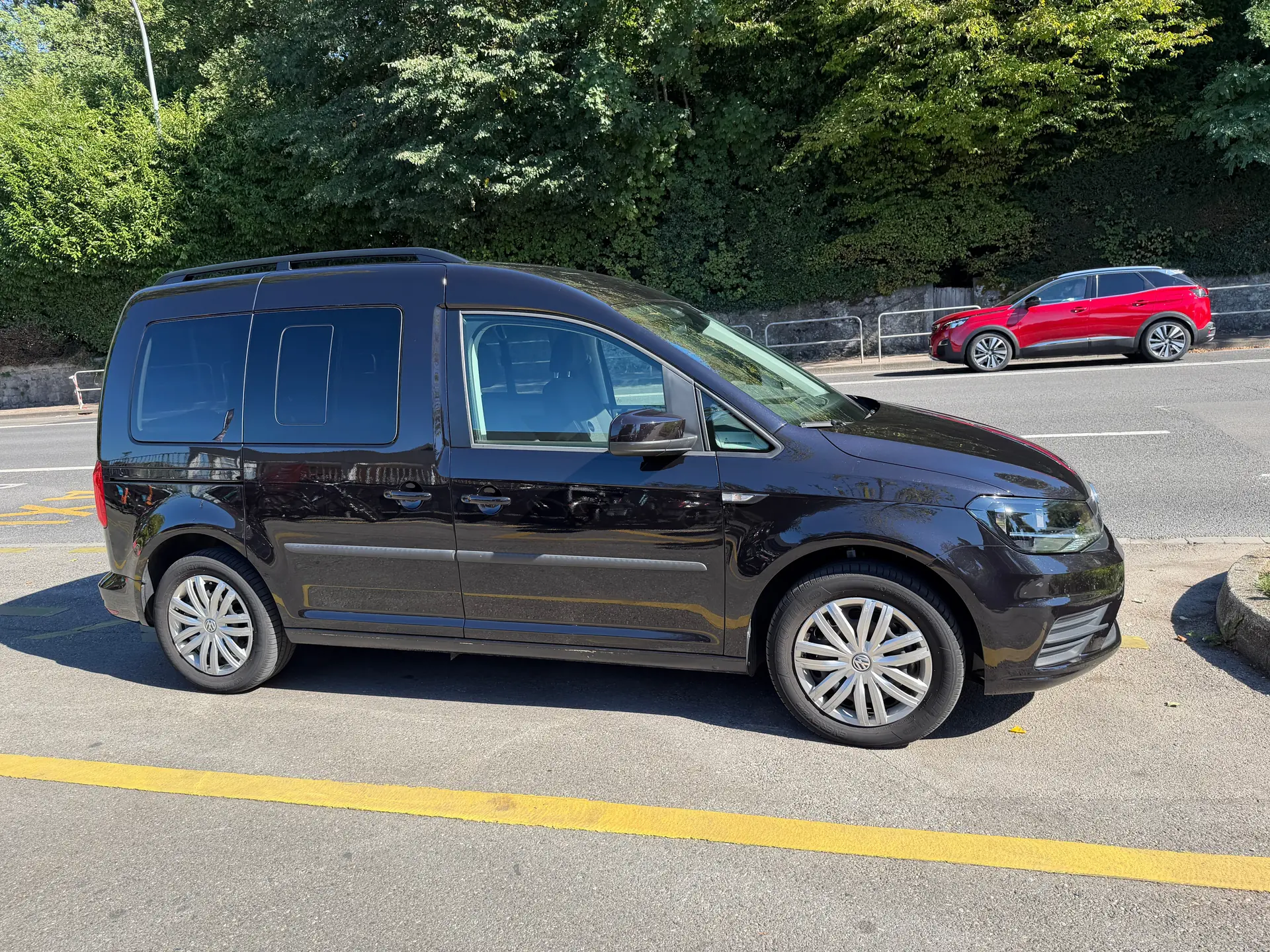 Volkswagen Caddy 2018 occasion cologny — 3
