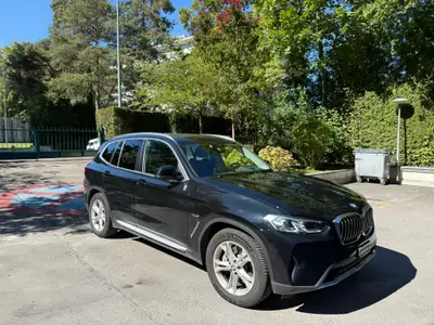 BMW X3 xDrive30e — SUV hybride rechargeable, 61 000 km, sans accident — Thumbnail 8