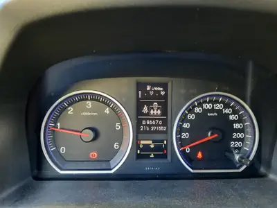 Honda CR-V 2.2 i-CTDi Executive 4WD — SUV diesel robuste, équipé et sans sinistre — dashboard