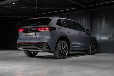 VW Tiguan 2.0 TSI R-Line 4Motion — SUV performant cuir intégral, 20 850 km — Detail