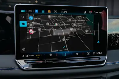 VW Tiguan 2.0 TSI R-Line 4Motion — SUV performant cuir intégral, 20 850 km — Miniatur 17