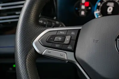 VW Tiguan 2.0 TSI R-Line 4Motion — SUV performant cuir intégral, 20 850 km — Miniatur 20