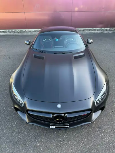 Mercedes-AMG GT V8 — Coupé sport pur, 462 ch, faible kilométrage — intérieur