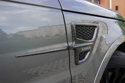 Land Rover Range Rover Sport 5.0 V8 SVR MANSORY — 550 ch, kit carbone exclusif — Thumbnail 8