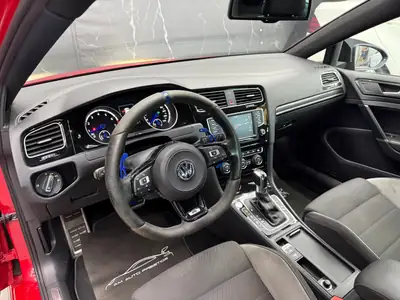 VW Golf 2.0 TSI R 4Motion DSG — Sportive 301 ch, transmission intégrale, rouge éclatant — Miniature 7