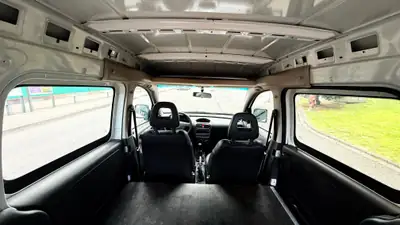 Opel Combo Van 1.6 CNG Comfort — Bi-carburant économique, 99'000 km, sans sinistre — Miniatura 7