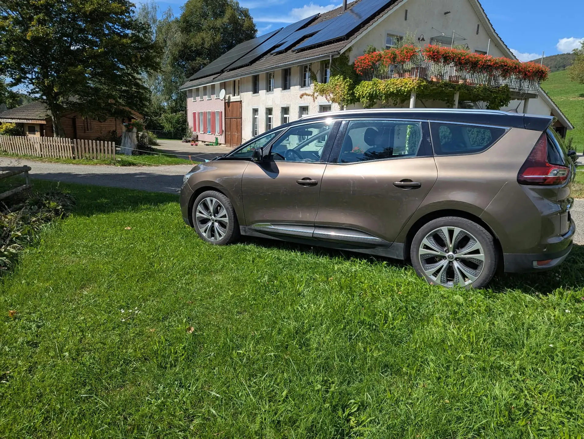 Renault Grand Scenic 2018 occasion Weiningen TG — 3