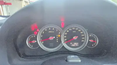 Subaru Legacy 2.0 R Classic — Break polyvalent, transmission intégrale et sans sinistre — detail