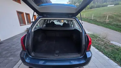 Subaru Legacy 2.0 R Classic — Break polyvalent, transmission intégrale et sans sinistre — Thumbnail 8