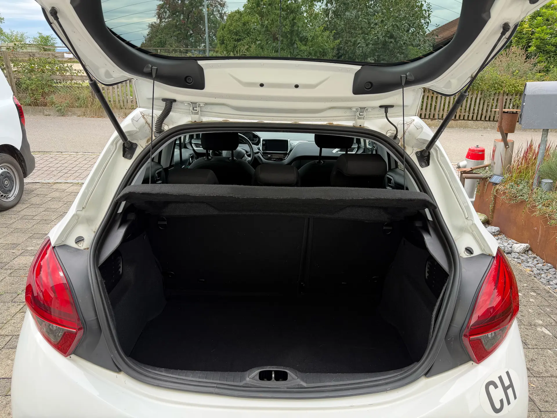 Peugeot 208 2016 occasion Niederhelfenschwil — 5
