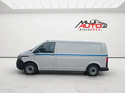 VW T6.1 2.0 TDI 4Motion DSG — Utilitaire robuste, état impeccable et 4 roues motrices — fianco