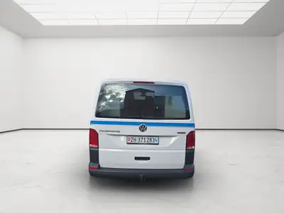 VW T6.1 2.0 TDI 4Motion DSG — Utilitaire robuste, état impeccable et 4 roues motrices — interni