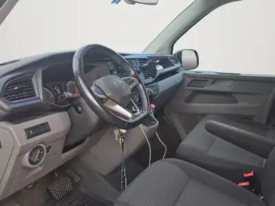 VW T6.1 2.0 TDI 4Motion DSG — Utilitaire robuste, état impeccable et 4 roues motrices — Miniatura 9