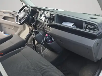 VW T6.1 2.0 TDI 4Motion DSG — Utilitaire robuste, état impeccable et 4 roues motrices — Miniatura 12
