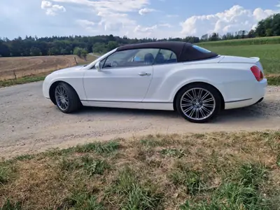 Bentley Continental 6.0 V12 Speed — Coupé de prestige, 610 ch, première main depuis 2010 — côté