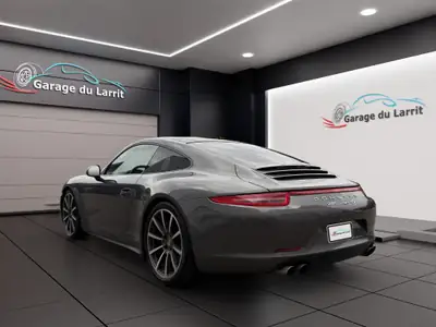 Porsche 911 Carrera 4S PDK — Coupé sportif all-wheel drive, 400 ch de performance pure — cruscotto