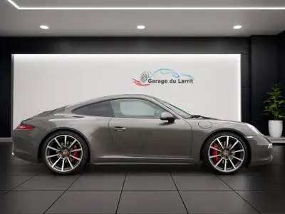 Porsche 911 Carrera 4S PDK — Coupé sportif all-wheel drive, 400 ch de performance pure — Miniatura 8