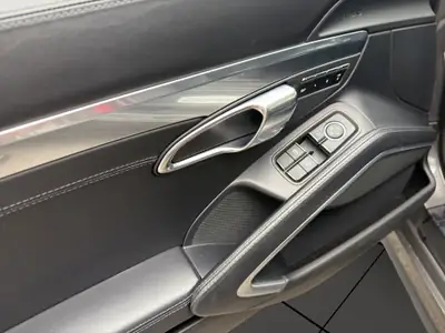 Porsche 911 Carrera 4S PDK — Coupé sportif all-wheel drive, 400 ch de performance pure — Miniatura 20