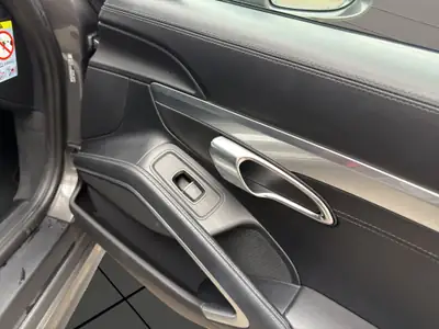Porsche 911 Carrera 4S PDK — Coupé sportif all-wheel drive, 400 ch de performance pure — Miniatura 21