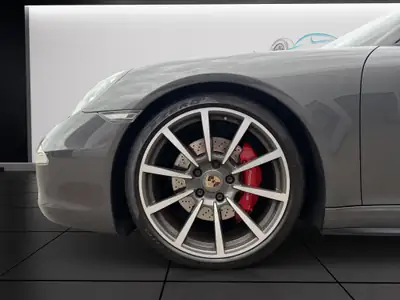 Porsche 911 Carrera 4S PDK — Coupé sportif all-wheel drive, 400 ch de performance pure — Miniatura 24