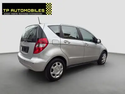 Mercedes-Benz Classe A 160 — Automatique, sécurité et confort urbain — cruscotto